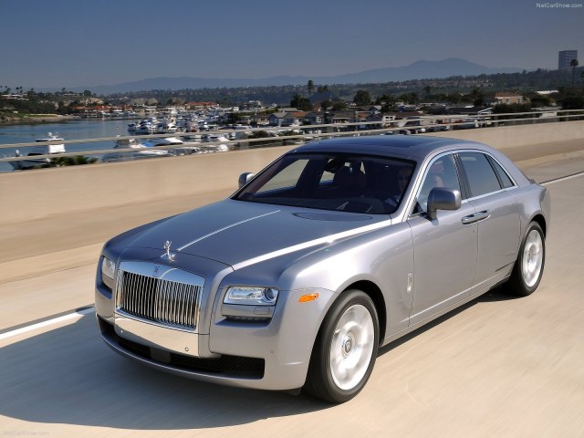 Новый гибрид ЗИЛа и Rolls-Royce