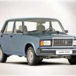 Советский автомобиль ВАЗ 2107