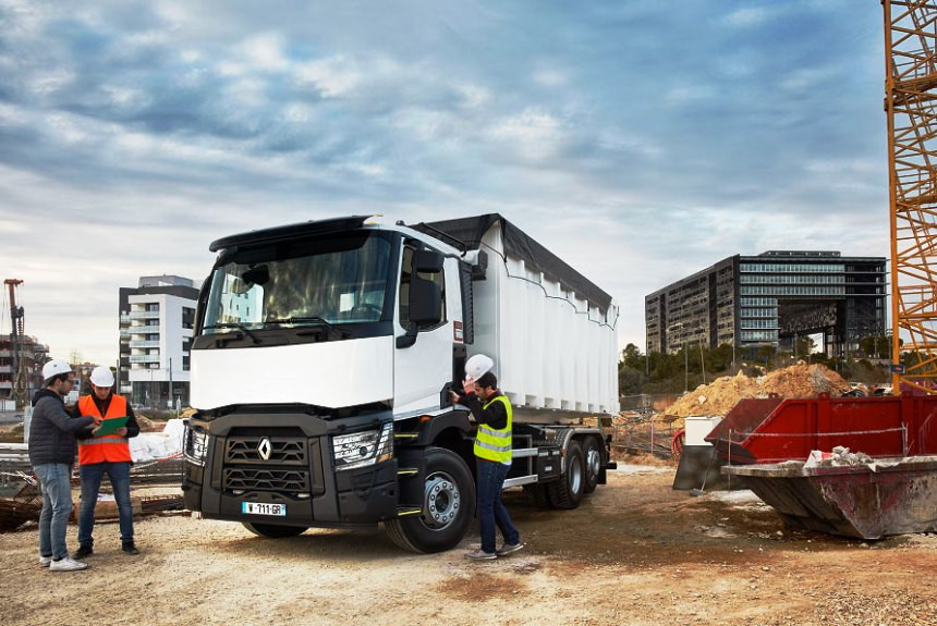 Новые системы безопасности грузовиков Renault