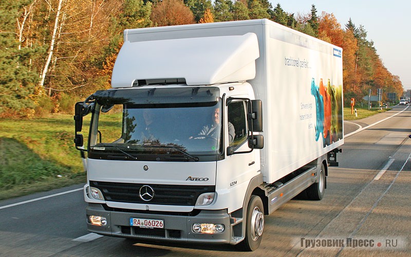 Легкий грузовик Mercedes-Benz Atego