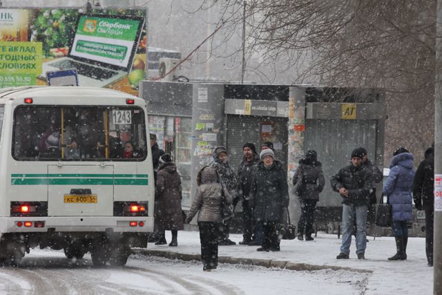 Автобус Зимой Фото