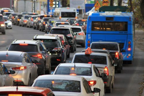 Почему российские водители стали ездить меньше
