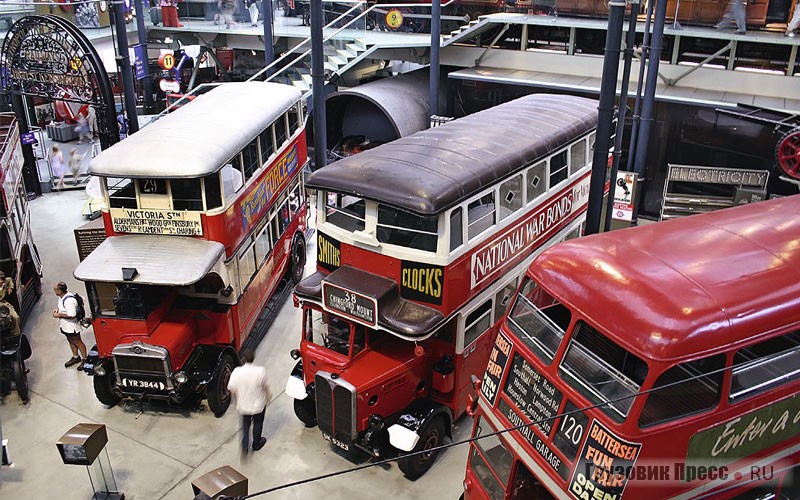 Автобусы из музея транспорта в Лондоне