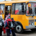 Чиновники хотят отменить требование о перевозке детей автобусами не старше 10 лет