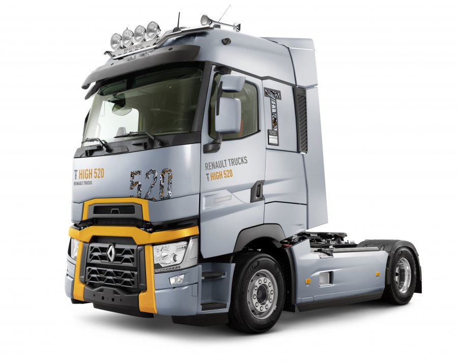 Новые магистральные и развозные грузовики Renault