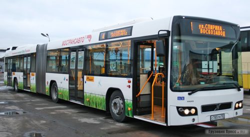 Сочлененный автобус Volvo