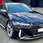 Тюнингованный Audi RS7 Sportback обгоняет Bugatti Veyron
