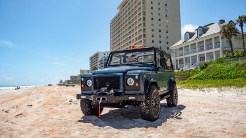Land Rover Defender для пляжа от тюнеров