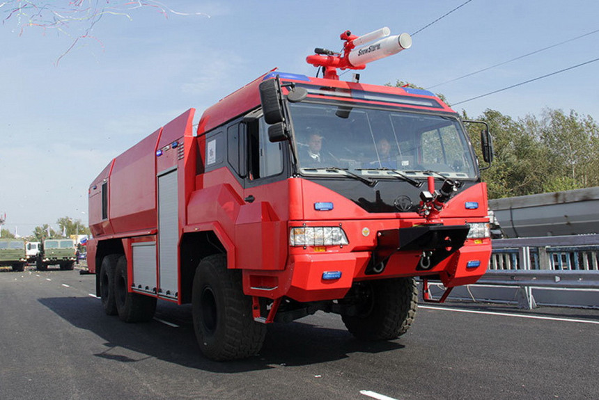 БАЗ - аэродромный пожарный автомобиль
