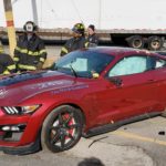 Mustang Shelby GT500 растерзали пожарные