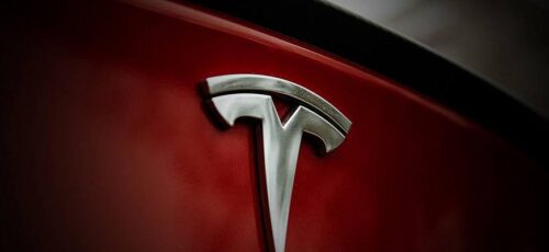 Tesla с одним «дворником» - новая технология