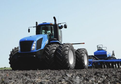 Мощные сельскохозяйственные тракторы