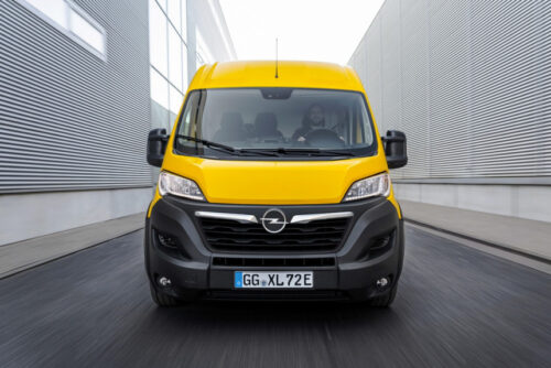 Новый фургон Opel Movano