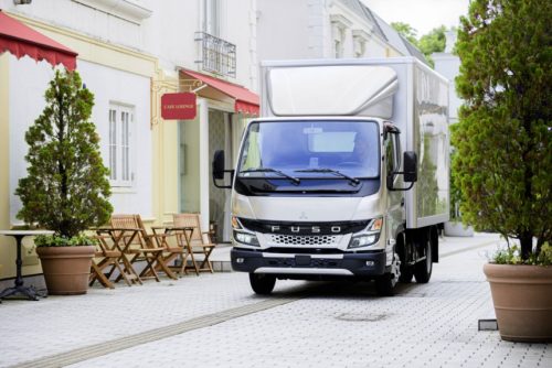 Fuso Canter - новое поколение грузовиков