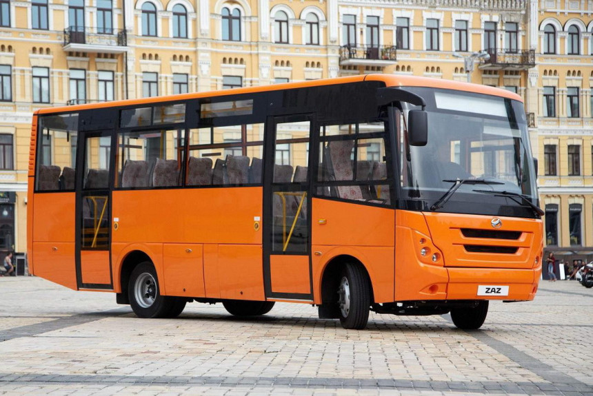 Украинские автобусы I-Van на шасси Mercedes