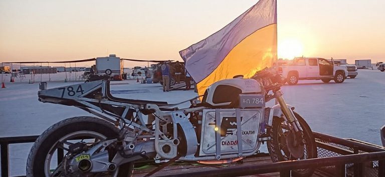 Украинский электробайк "Днепр" установил рекорд скорости