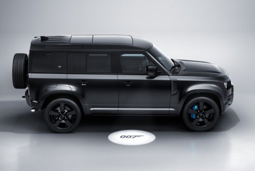 Land Rover и Aston Martin появятся в новом фильме про агента 007