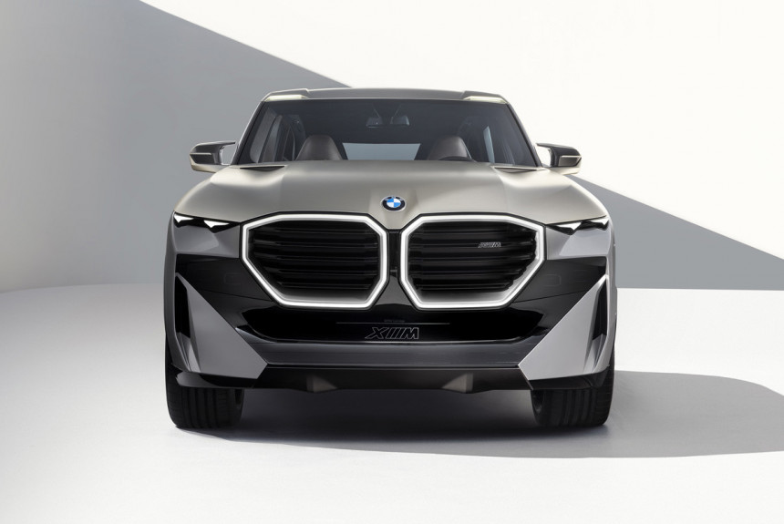 BMW Concept XM - самый мощный кроссовер марки