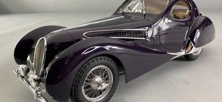 Компания Amalgam выставила на аукцион свои самые редкие модели авто