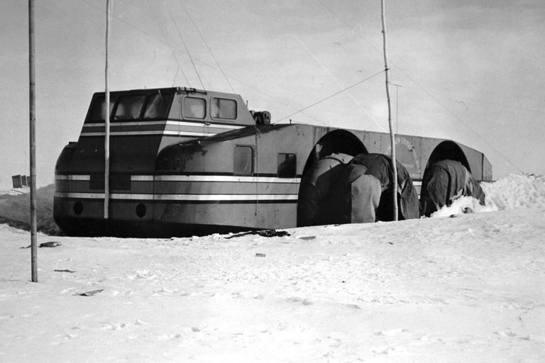 Snow Cruiser - авто для покорения Антарктиды