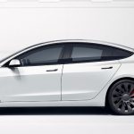 Электрокары Tesla Model 3 и Model Y потеряли право на скидку в 2000 долларов из за роста цен