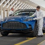 Aston Martin DBX707 поставлен на конвейер