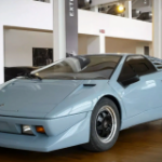 Lamborghini Diablo – легендарный суперкар из 1990-х