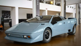 Lamborghini Diablo – легендарный суперкар из 1990-х