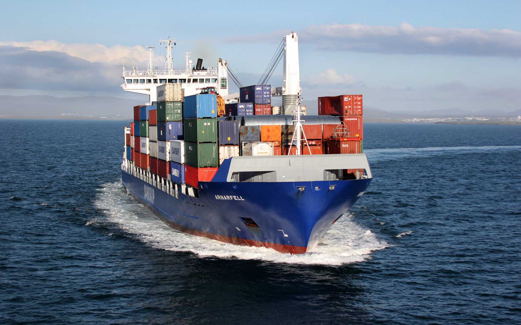 Cuanto cuesta transportar un contenedor en barco